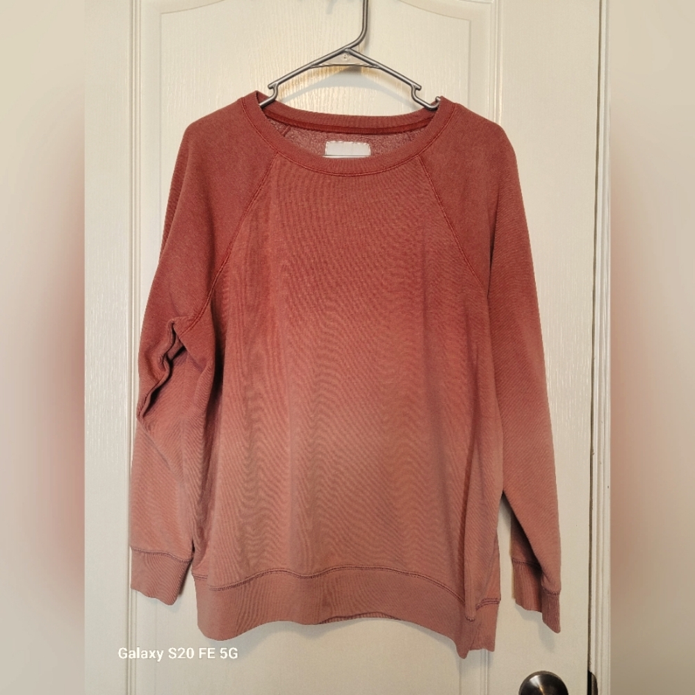 American Eagle women's Red Dirt Sweatshirt